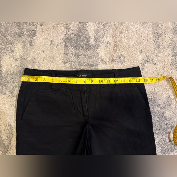 Talbots Classic Black Petite Shorts - Picture 5 of 6